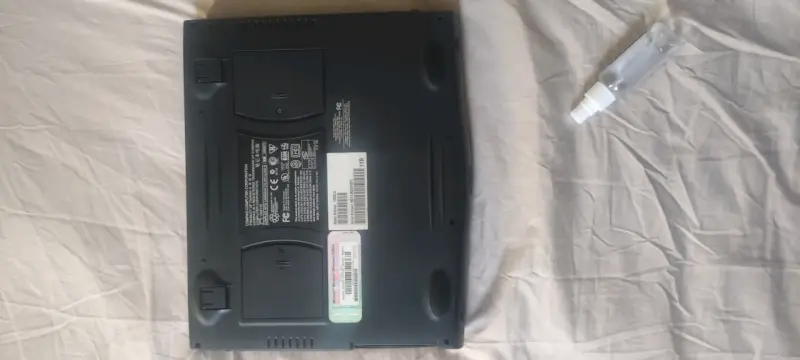 Laptop Compaq Presario usada - 4