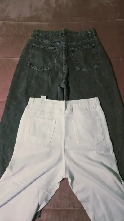Jeans negros y blancos para mujer - miniatura 1