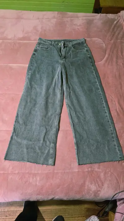 Jeans negros y blancos para mujer - miniatura 2