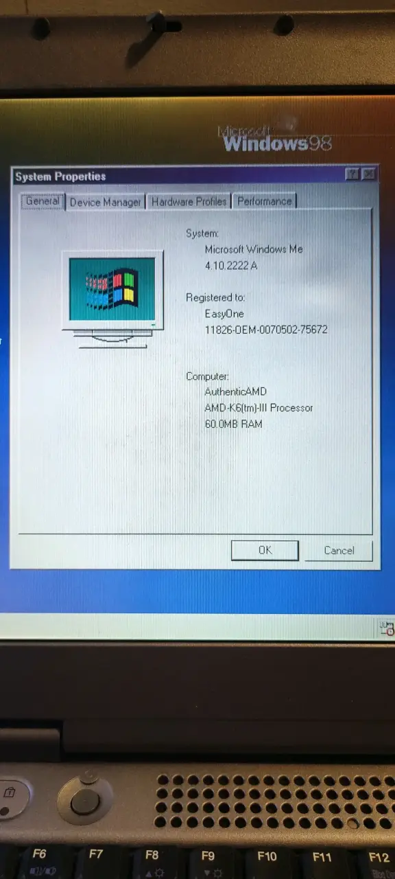 Laptop vintage Packardbell con Windows 98 - 3