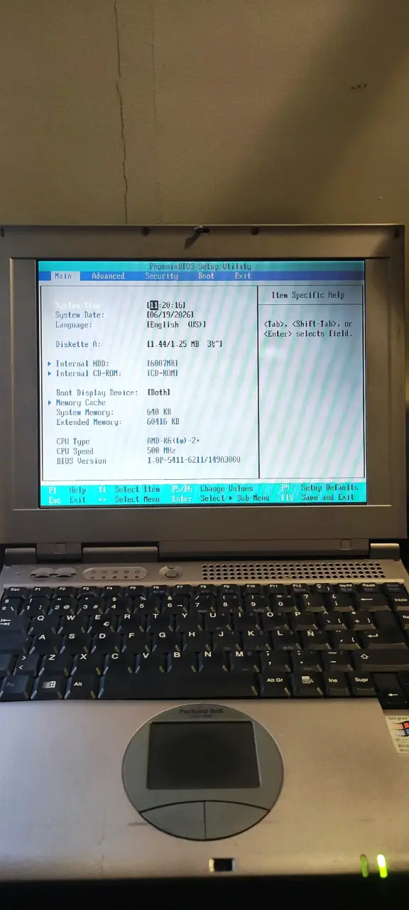 Laptop vintage Packardbell con Windows 98 - 6