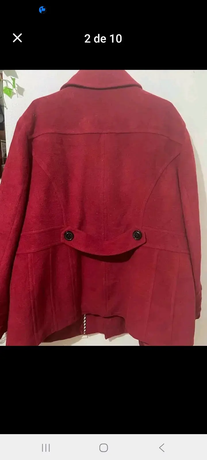 Abrigo rojo de lana con botones - 2