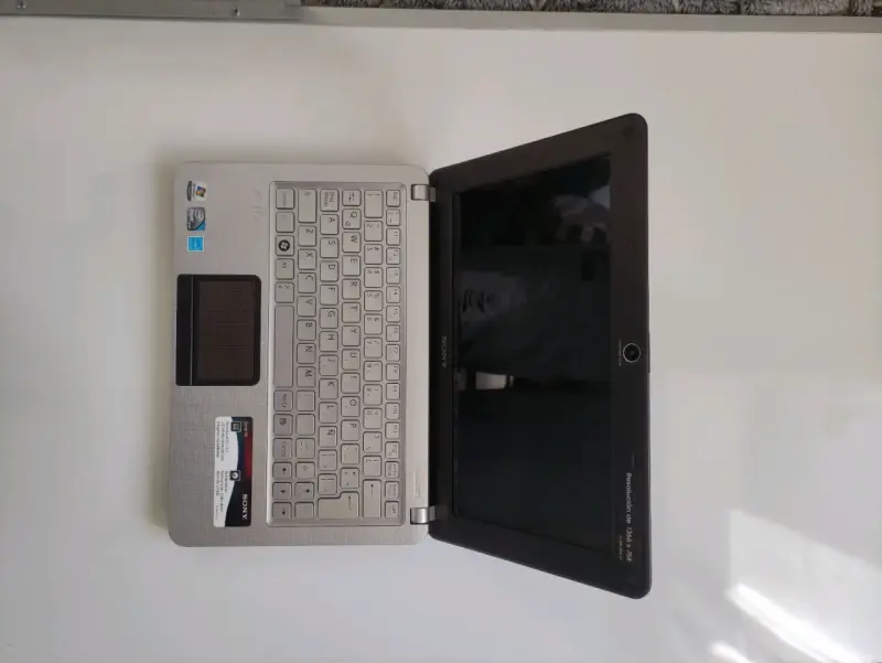 Notebook Sony Vaio Serie W - 4