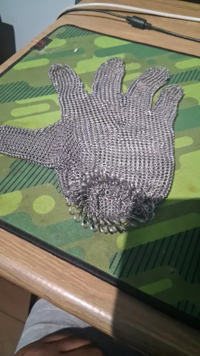 Guante de malla metálica para protección - miniatura 2