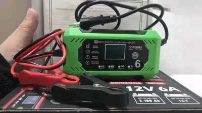 Cargador de batería 12V 6A para auto - miniatura 3