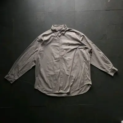 Camisa beige de manga larga para hombre - miniatura 1