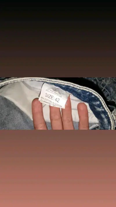 Jeans desgastados PVP talla 42 - miniatura 4
