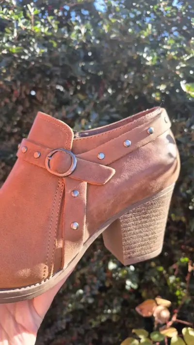 Botines de cuero marrón con tacón - miniatura 3