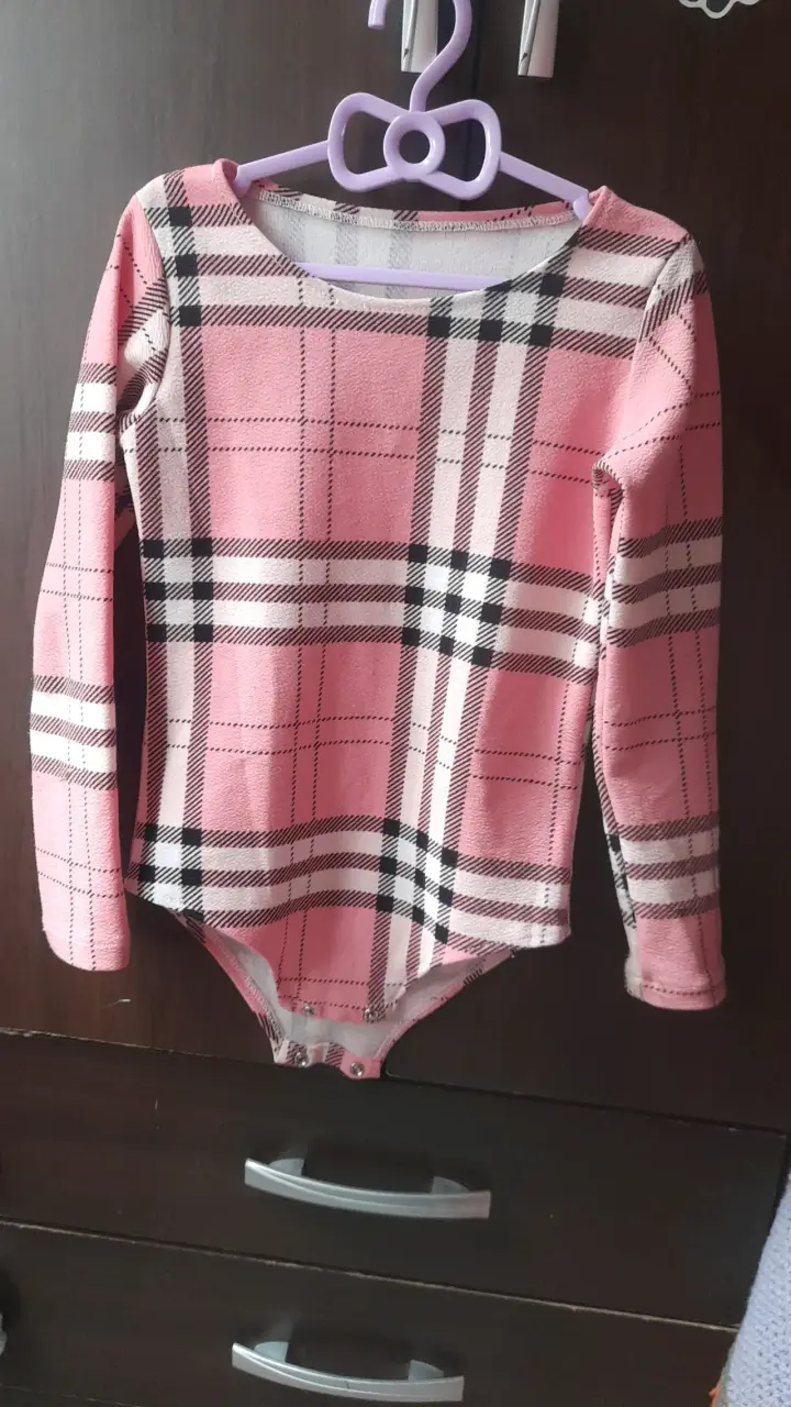 Body a cuadros rosado