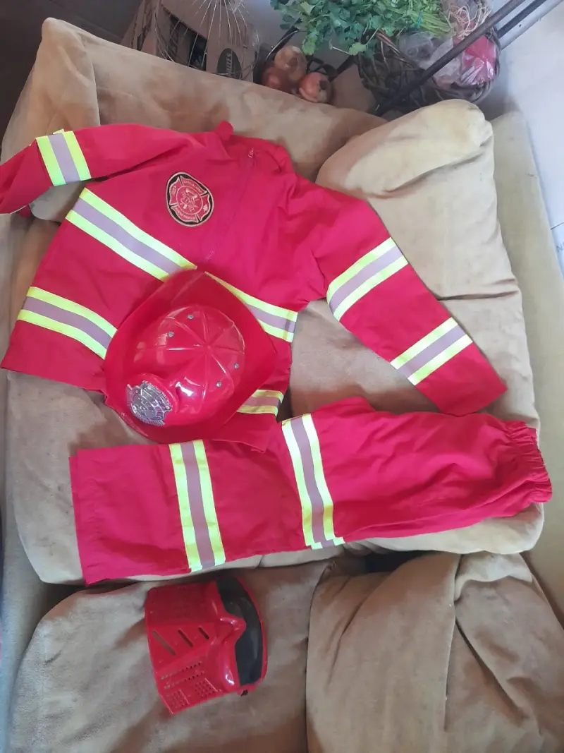 Disfraz de bombero para niños