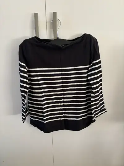 Polera mujer mango cuello bote elasticada - miniatura 2