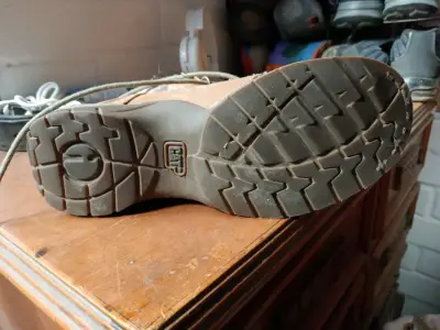 Botas Caterpillar de cuero para hombre - miniatura 1