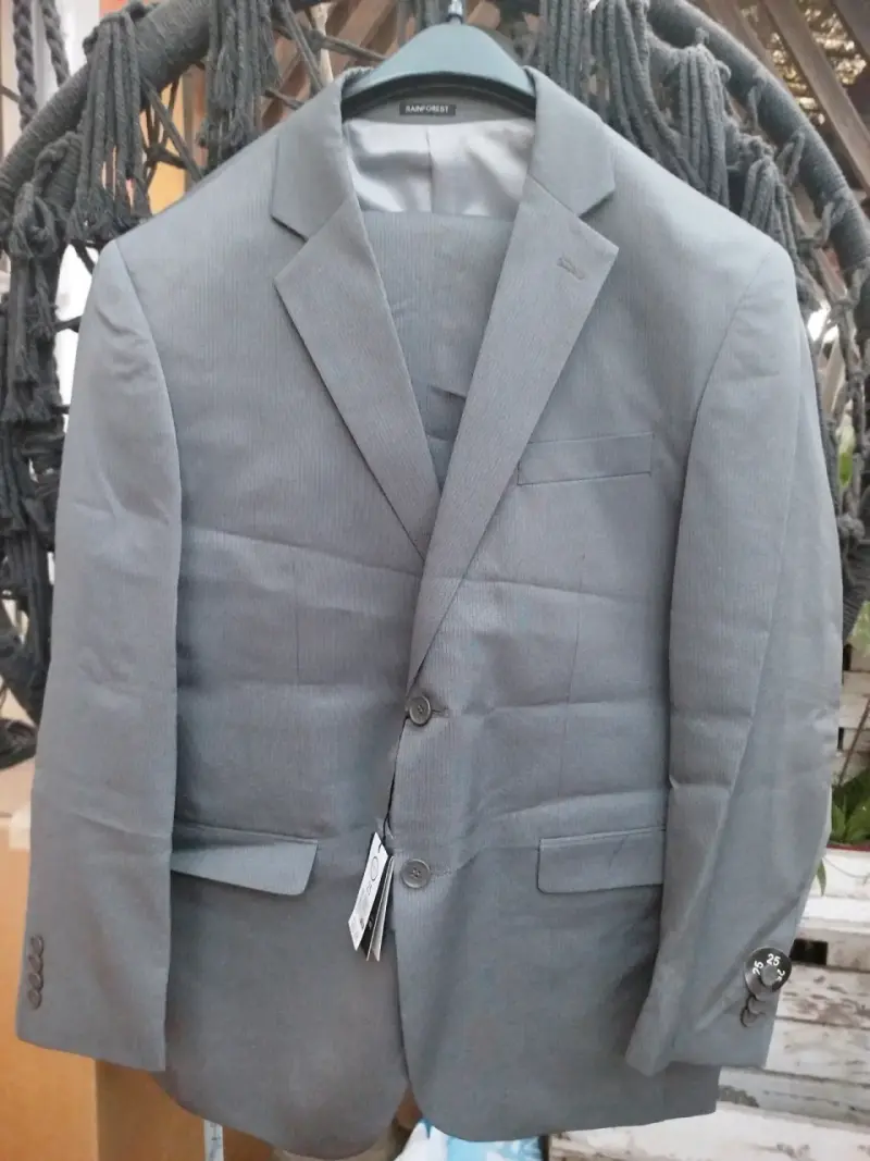 Blazer gris marca Ramonti elegante