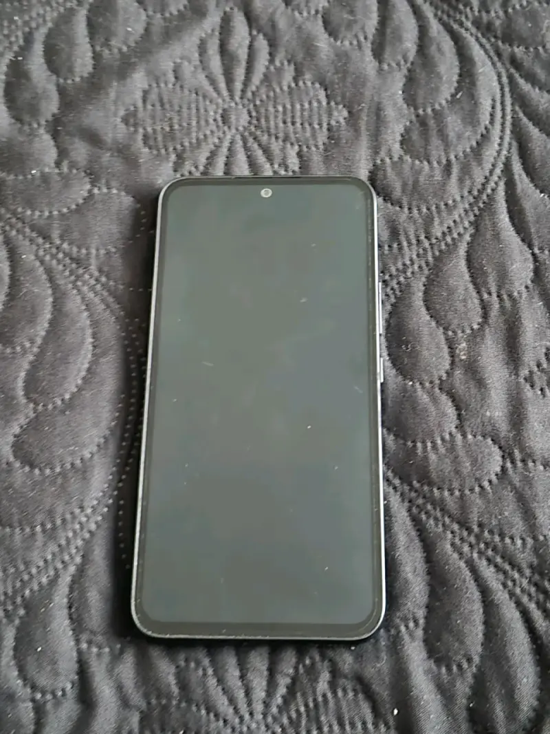 Smartphone moderno en buen estado - 1