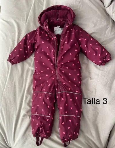 Enterito impermeable para niña con corazones - miniatura 2