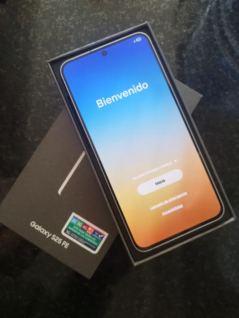 Samsung Galaxy S25 FE nuevo - 2