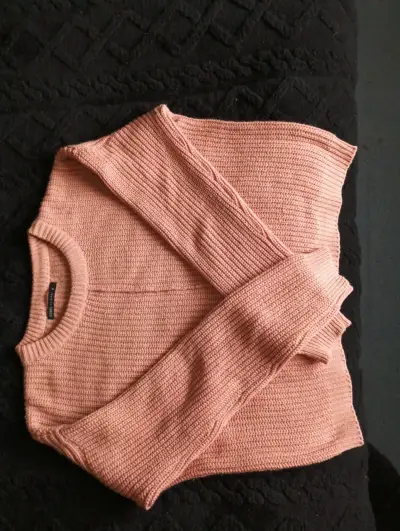 Suéter de punto rosado para mujer - miniatura 1