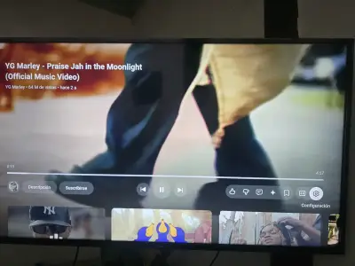 LG Smart TV 50" UHD 4K - miniatura 2