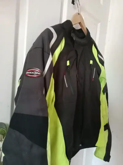 Chaqueta de moto con detalles reflectantes - miniatura 5