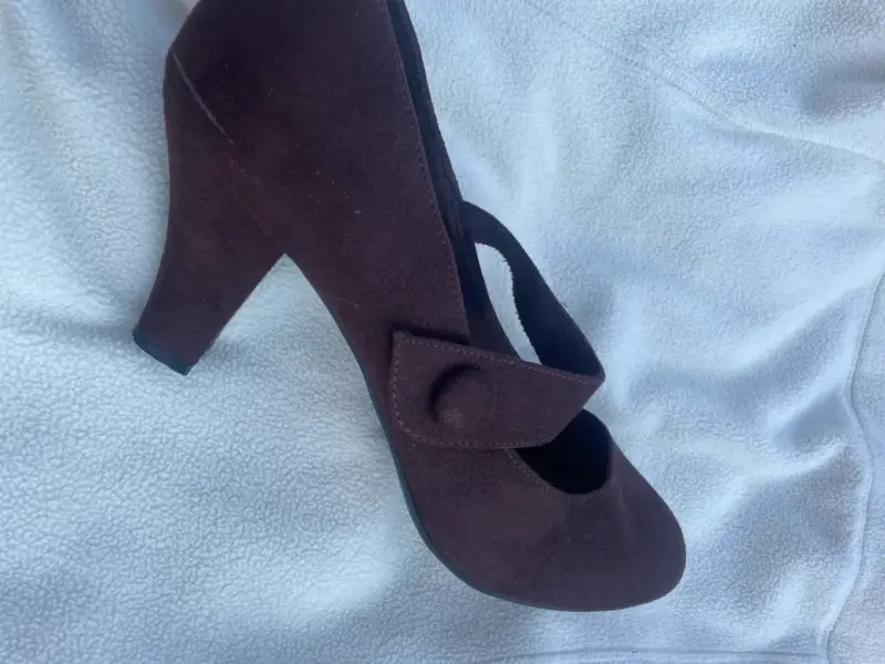 Zapatos de tacón American Eagle marrones - 3