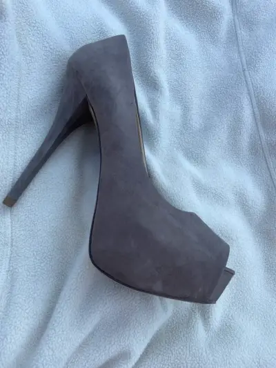 Zapatos de tacón Zara beige usados - miniatura 4