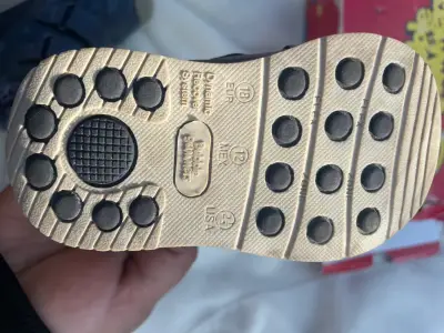 Botines Bubblegummers para niños con forro de peluche - miniatura 2