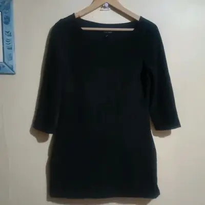 Vestido negro de manga 3/4 - miniatura 1
