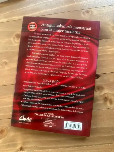 Libro Luna Roja de Miranda Gray - miniatura 2
