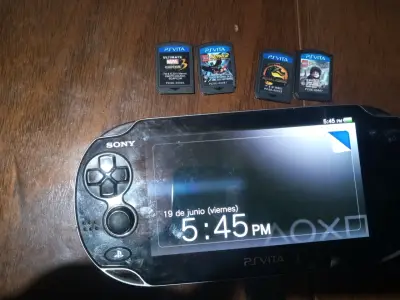 Consola PS Vita OLED fat +juegos - miniatura 2