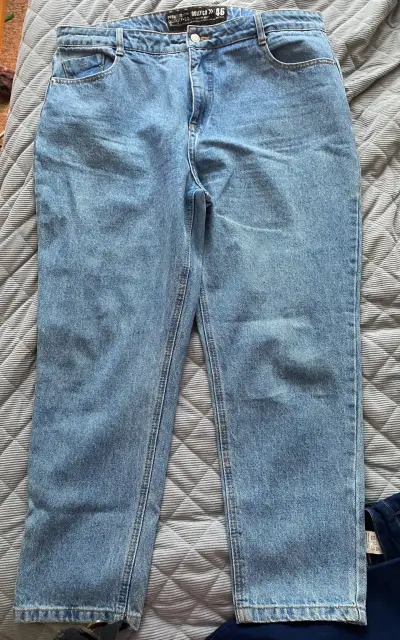 Se venden Jeans - miniatura 1