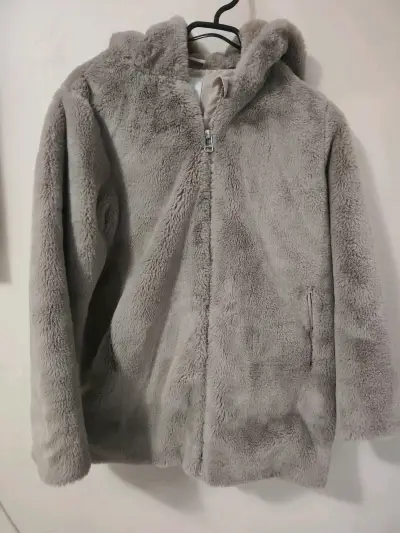 Chaqueta de peluche gris con capucha - miniatura 2