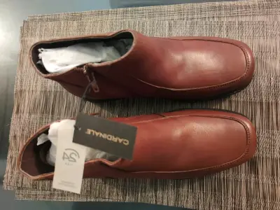 Botines de cuero nuevos talla 41 - miniatura 3