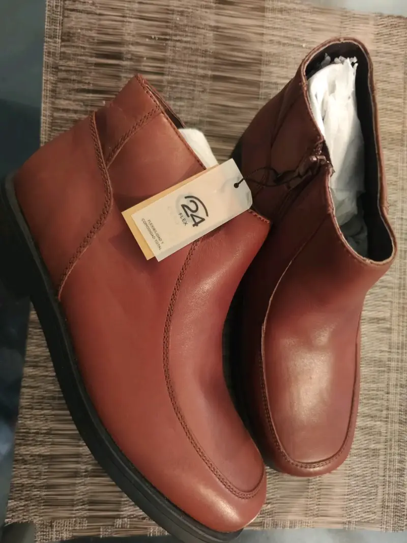 Botines de cuero nuevos talla 41 - 5