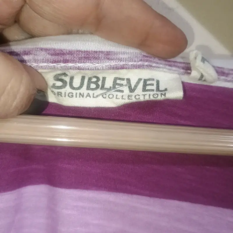 Polera de rayas con cordones - 3