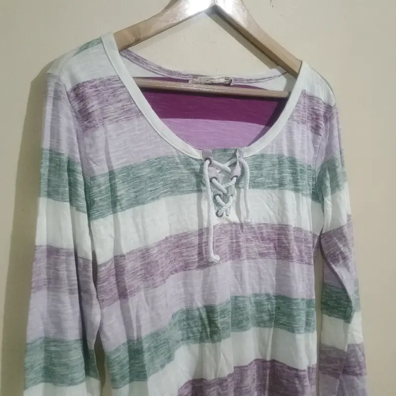 Polera de rayas con cordones - 4