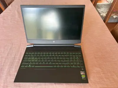 Laptop HP Pavilion Gaming 15.6 pulgadas - miniatura 4