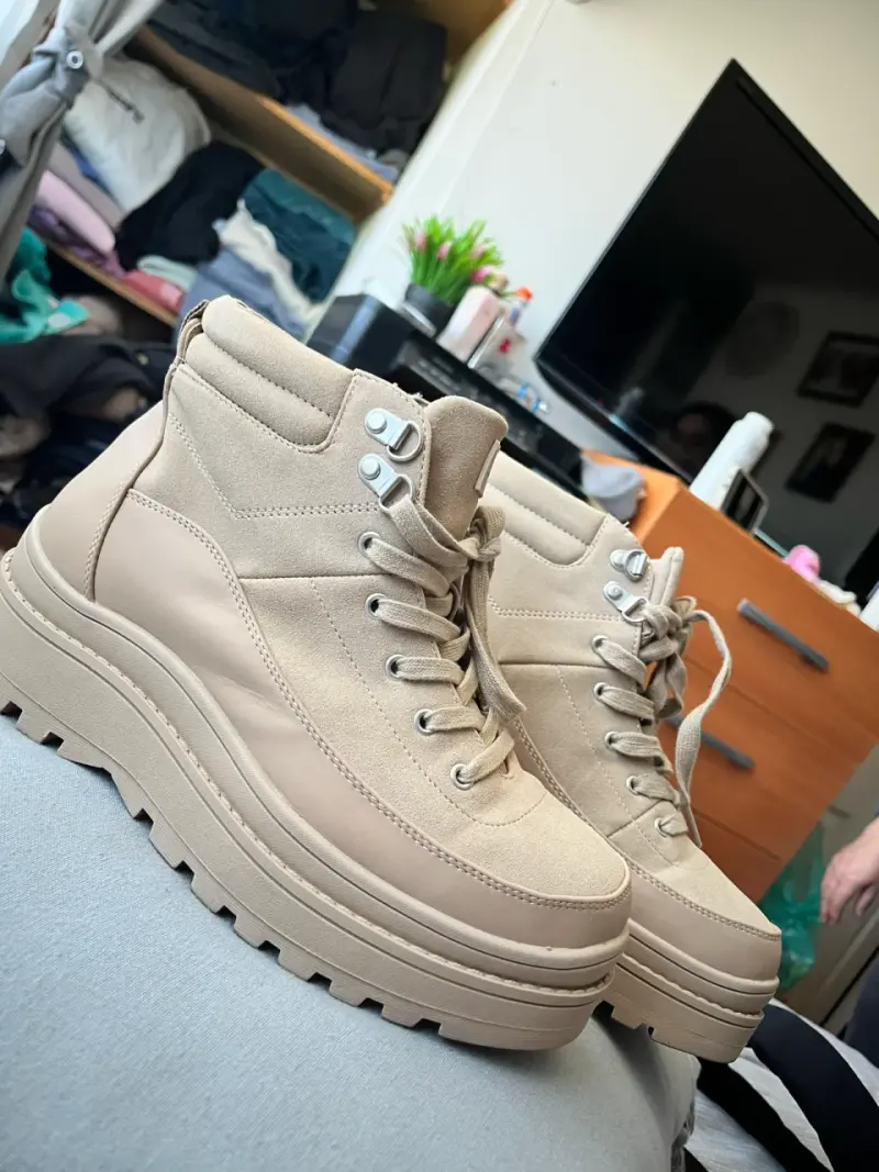 Botines beige de plataforma SYB - 2