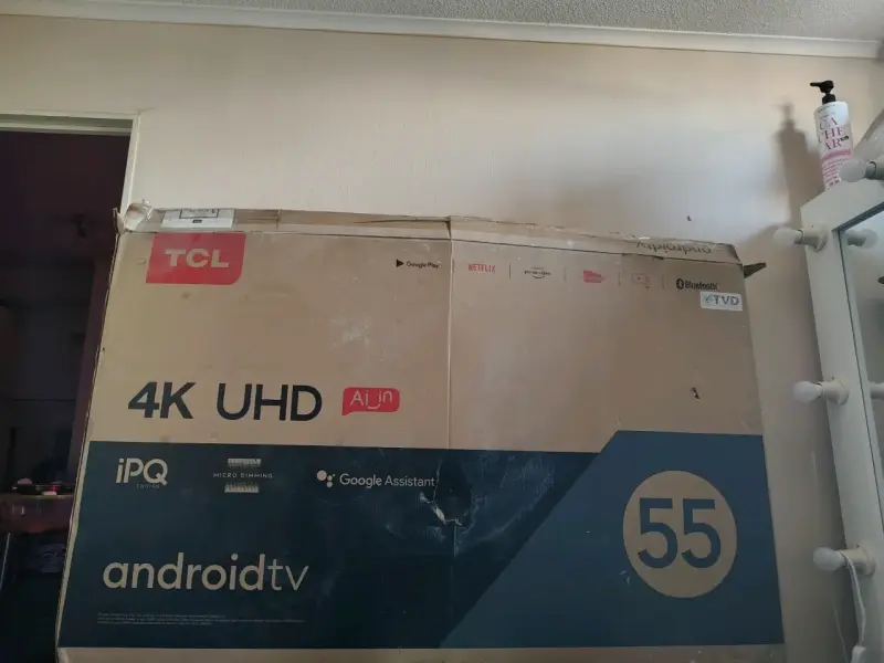 Televisor 4K UHD 55'' - 2