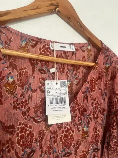 Nuevo vestido Mango talla M - miniatura 3