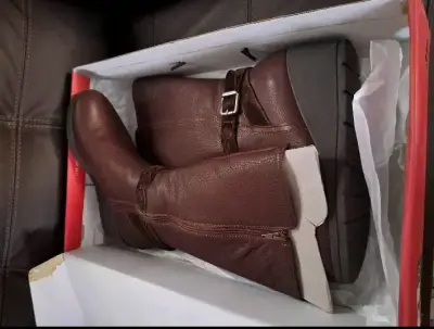 Botas femeninas Bruno Rossi número 39 - miniatura 1