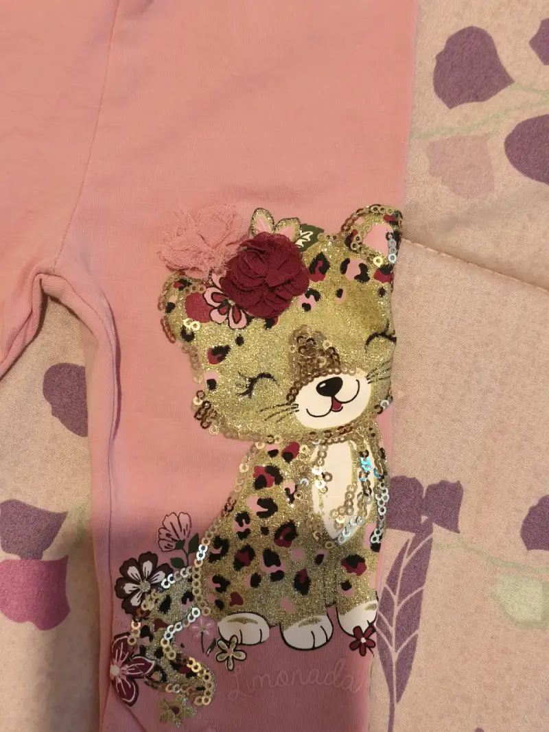 Leggings rosados para niña con diseño de oso - 3