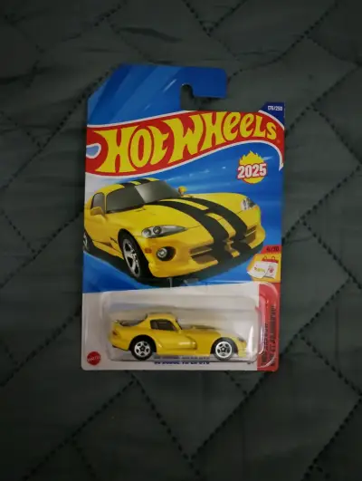 Hot Wheels Dodge Viper GTS 2025 - miniatura 1