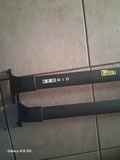 Barras portaequipaje Neomio para auto - miniatura 2