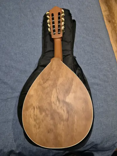 Mandolina acústica con funda - miniatura 3
