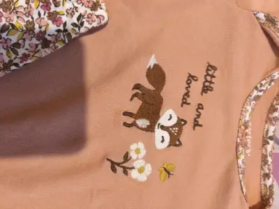 Conjunto de bebé con diseño de animales - miniatura 3