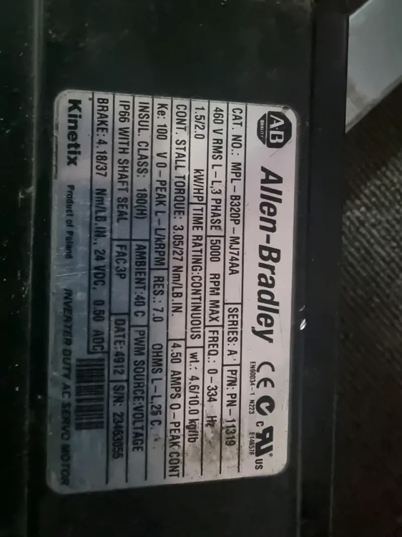 Motor servo Allen-Bradley Kinetix 460V - 4