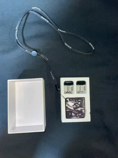 Kit de vapeo SMOK Mico con accesorios - miniatura 1