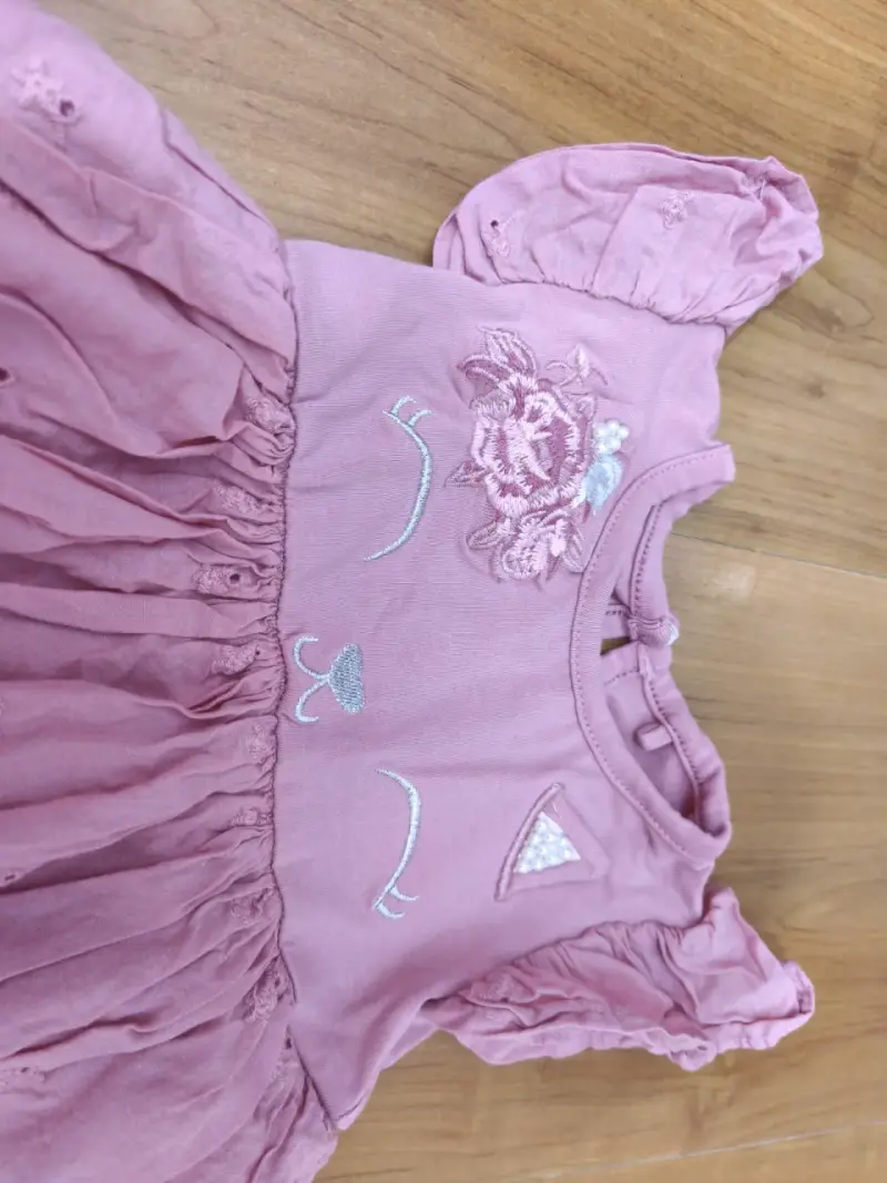 Conjunto infantil rosa con leggings florales - 4