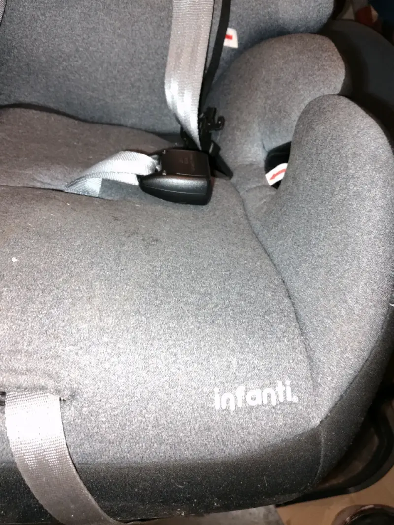 Silla de auto Infanti gris - 1