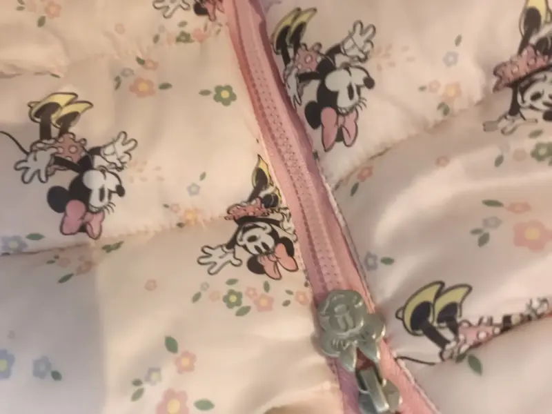 Chaqueta infantil con capucha Minnie Mouse - 4
